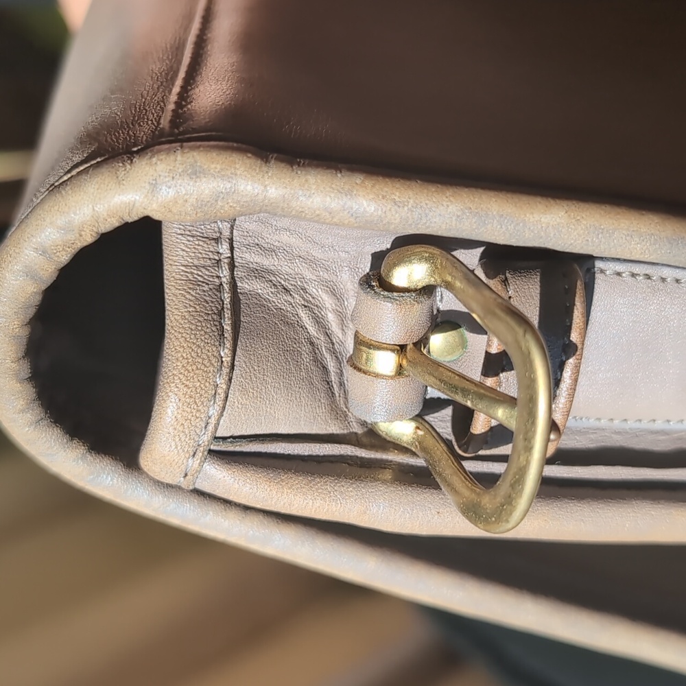 Vintage Coach Small Saddle Pouch, Grey, NYC - Picture 8 of 16